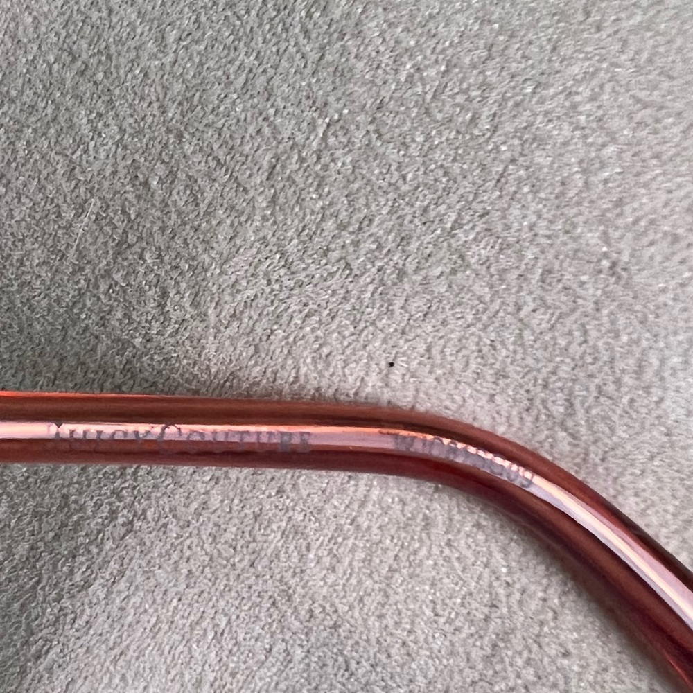 NWOT Juicy Couture Pink Lens With Gold Accent Heart - Picture 9 of 10